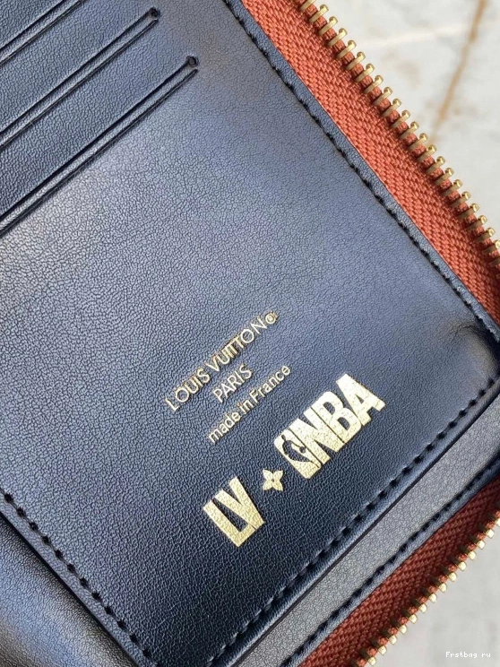 Frstbag ru VUITTON LVXNBA LOUIS WALLET ZIPPY 0724
